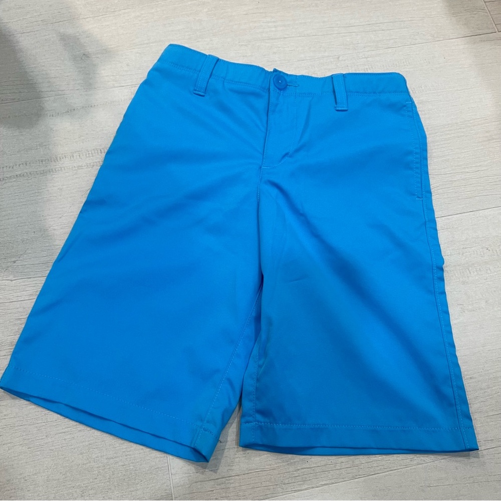 Under Armour  Boy’s Heatgear Loose Blue Golf Shorts Size 12
